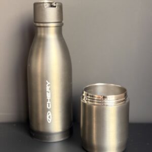 Butelka termiczna 500 ml + kubek 200 ml | Chery